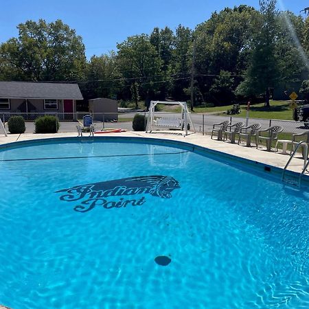 Hunter'S Friend Resort On Indian Point Exterior foto